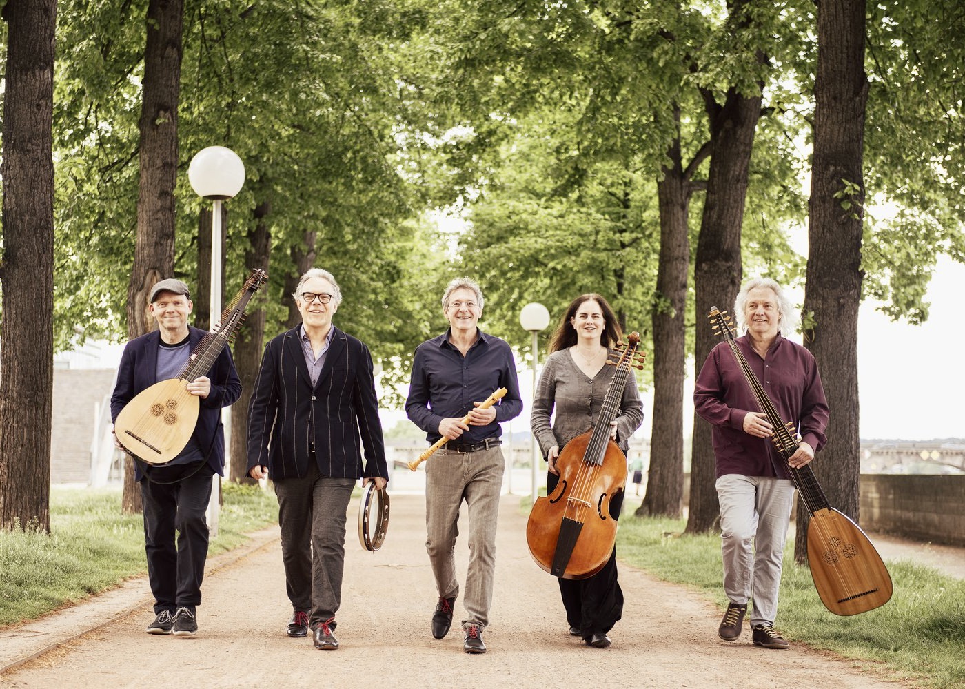 BEHOLD A WONDER HERE